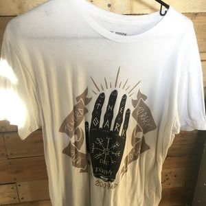 Roark gauntlet tee